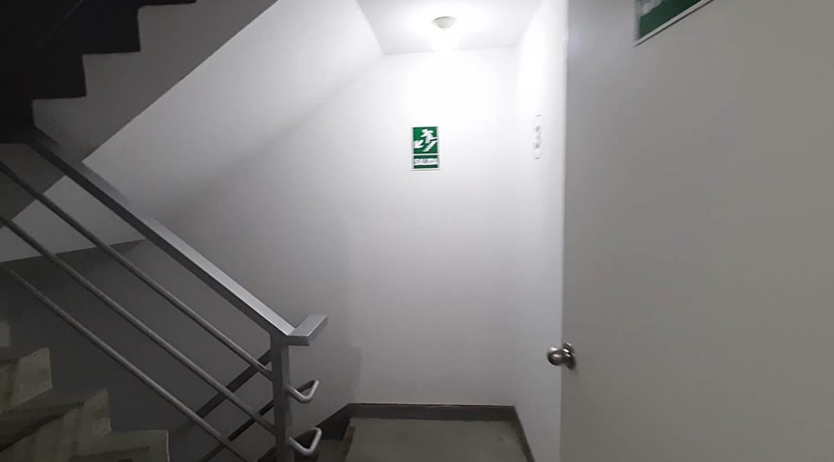 44856610 (27)