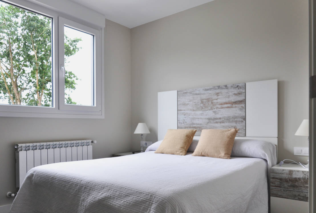 10 maneras de optimizar el espacio de dormitorios pequeños moderno