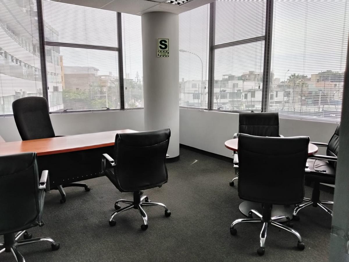 Vendo Oficina en Santiago de Surco